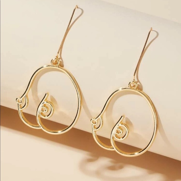 New free the nipples earrings - Picture 2 of 2